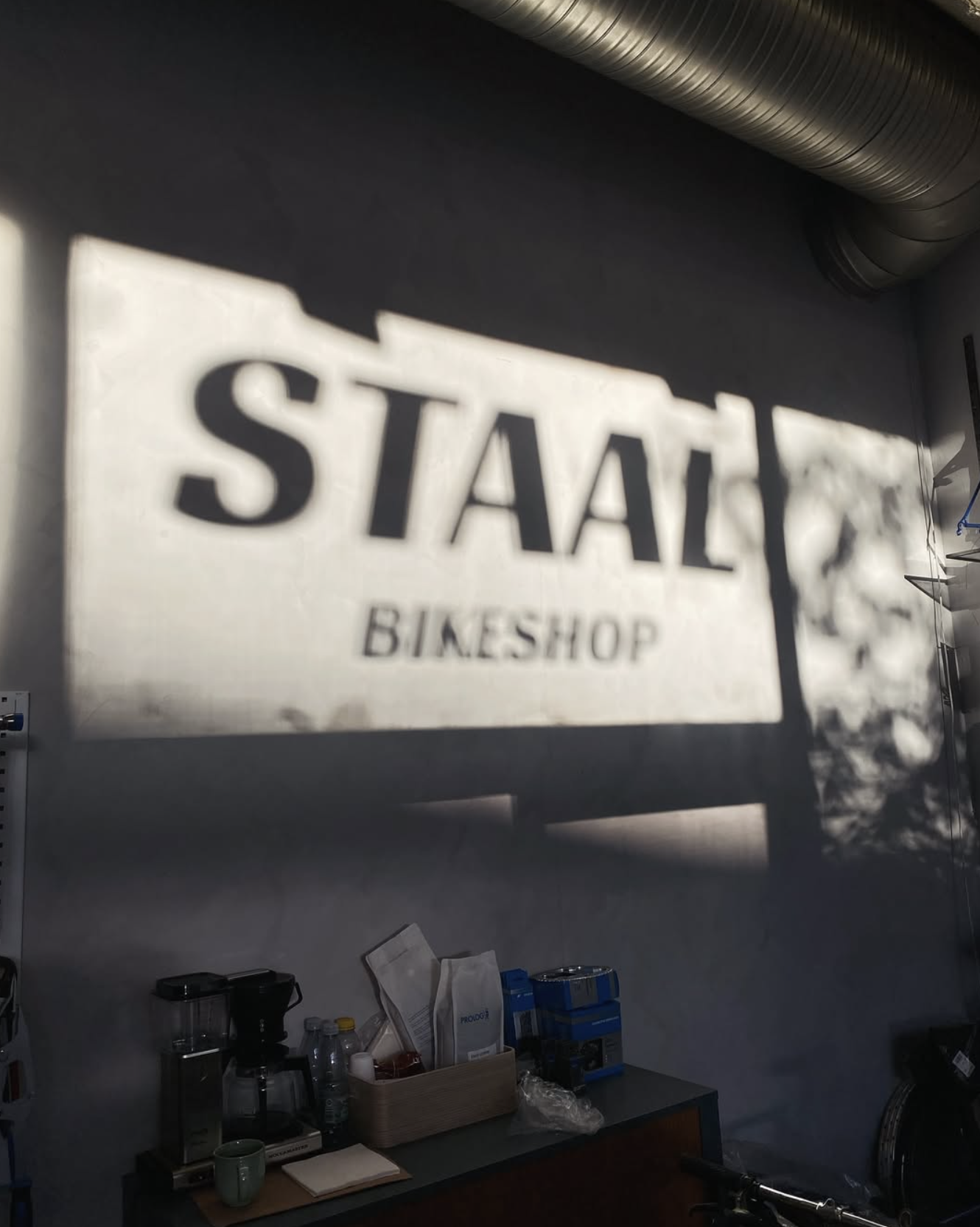 Staal Bikeshop værksted – passion for cykler og håndværk