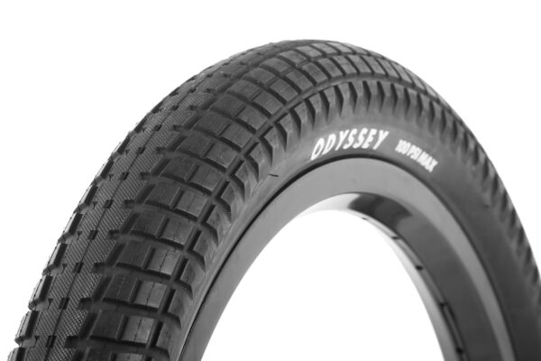 Aitken Tyre Black 2.45"